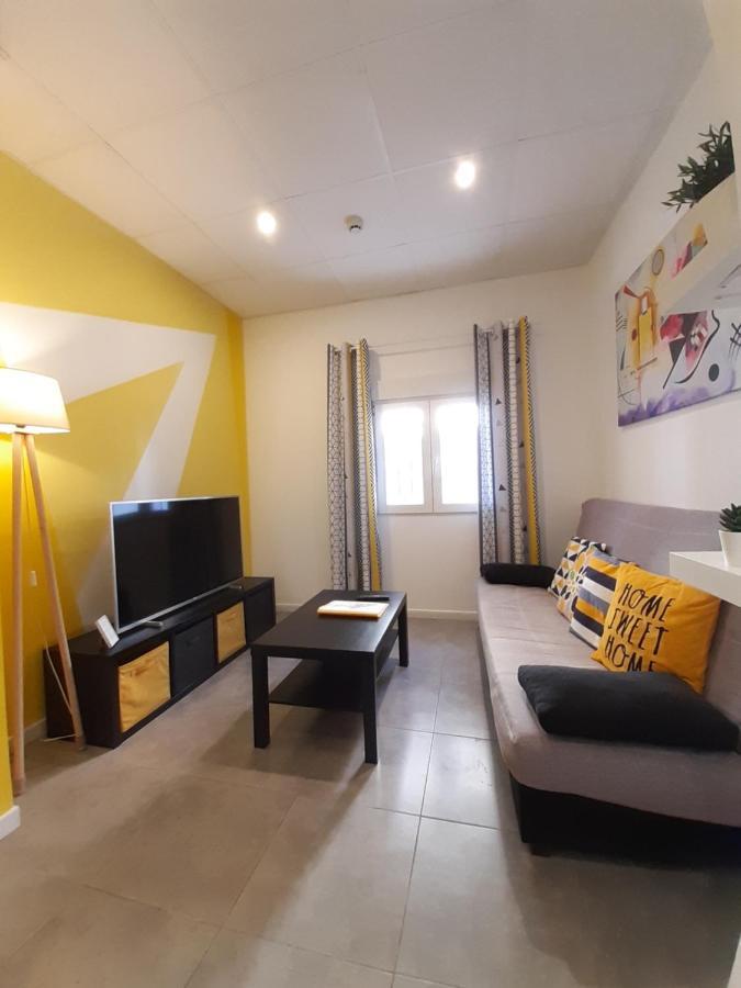 The Yellow Corner Apartment Alicante Esterno foto