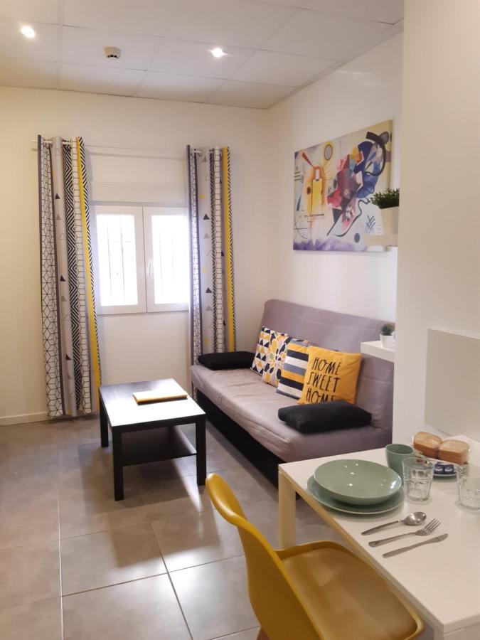 The Yellow Corner Apartment Alicante Esterno foto
